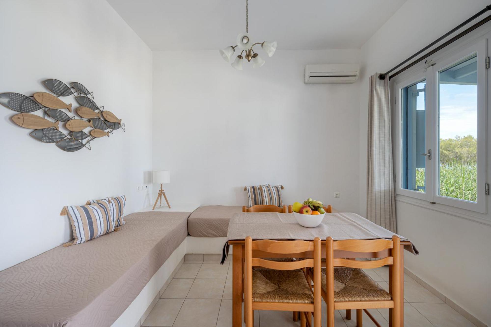 Galazio Seaside Apartments Λιβαδάκια Εξωτερικό φωτογραφία